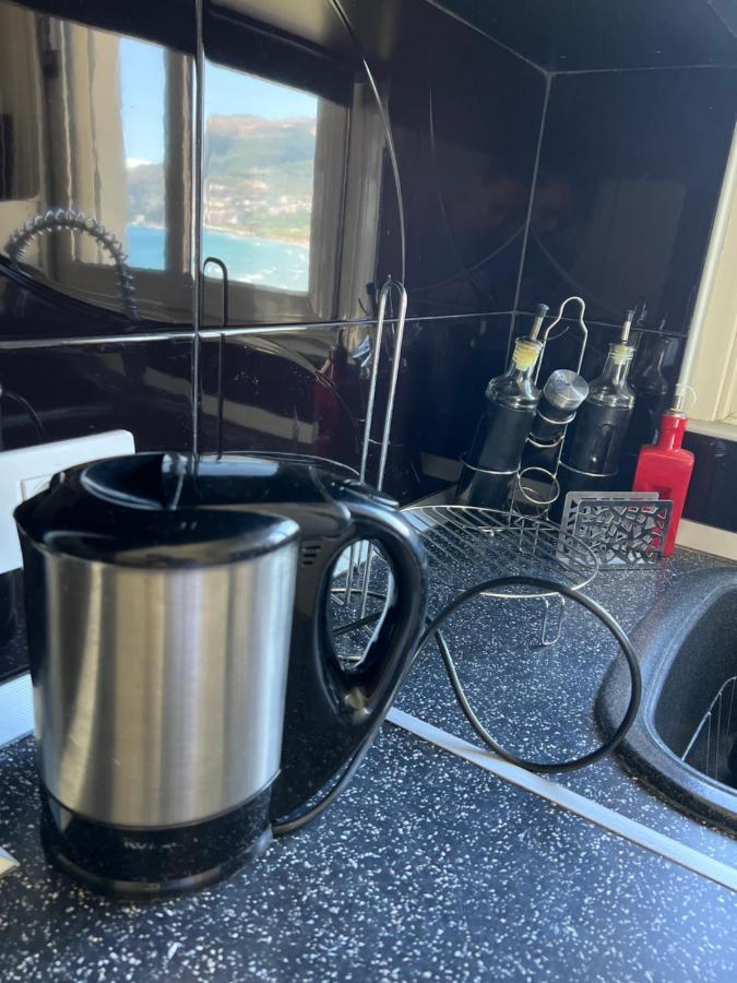 Marina House Apartment Vlore Bagian luar foto