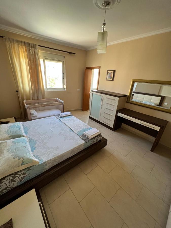 Marina House Apartment Vlore Bagian luar foto