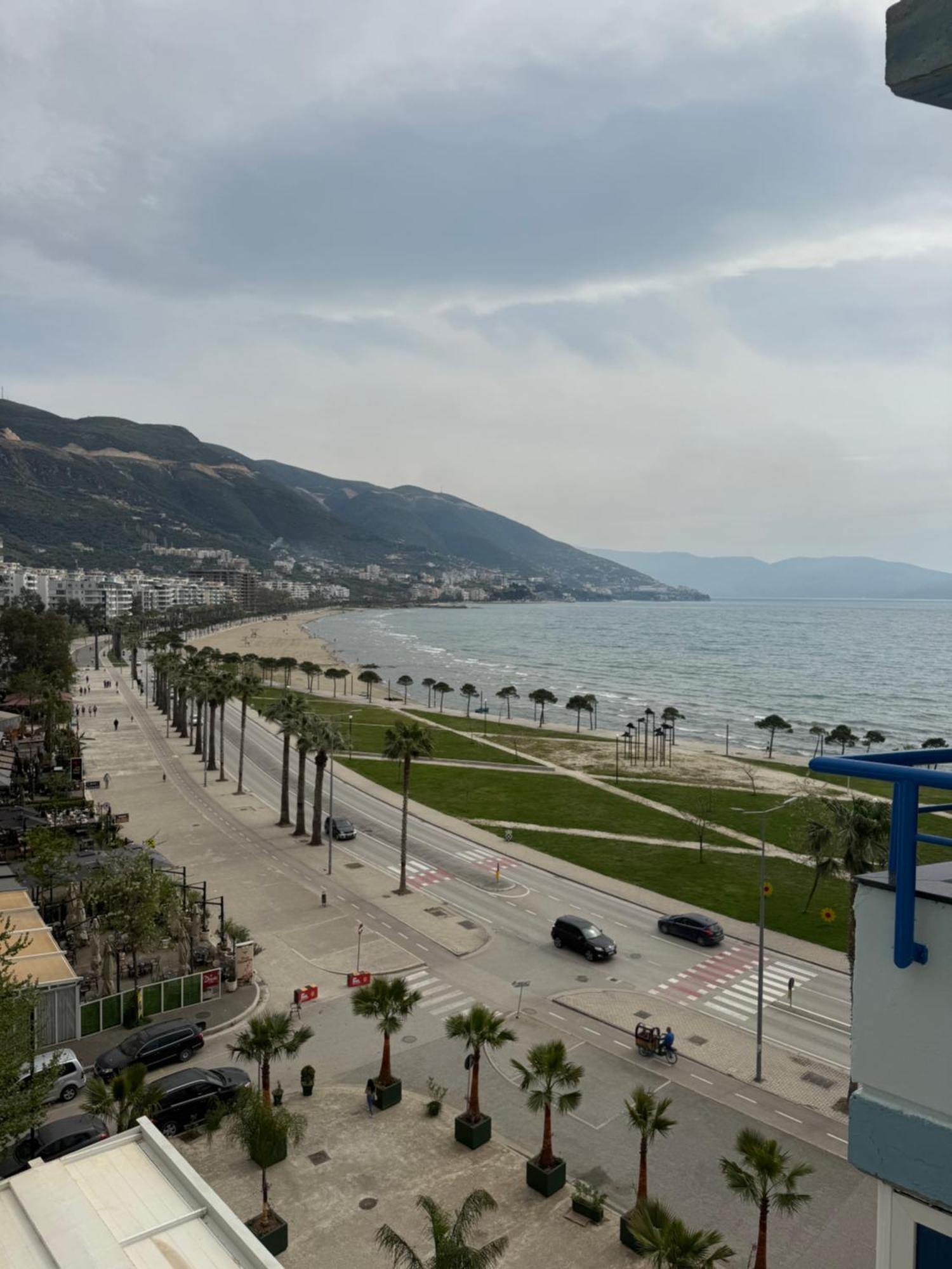 Marina House Apartment Vlore Bagian luar foto